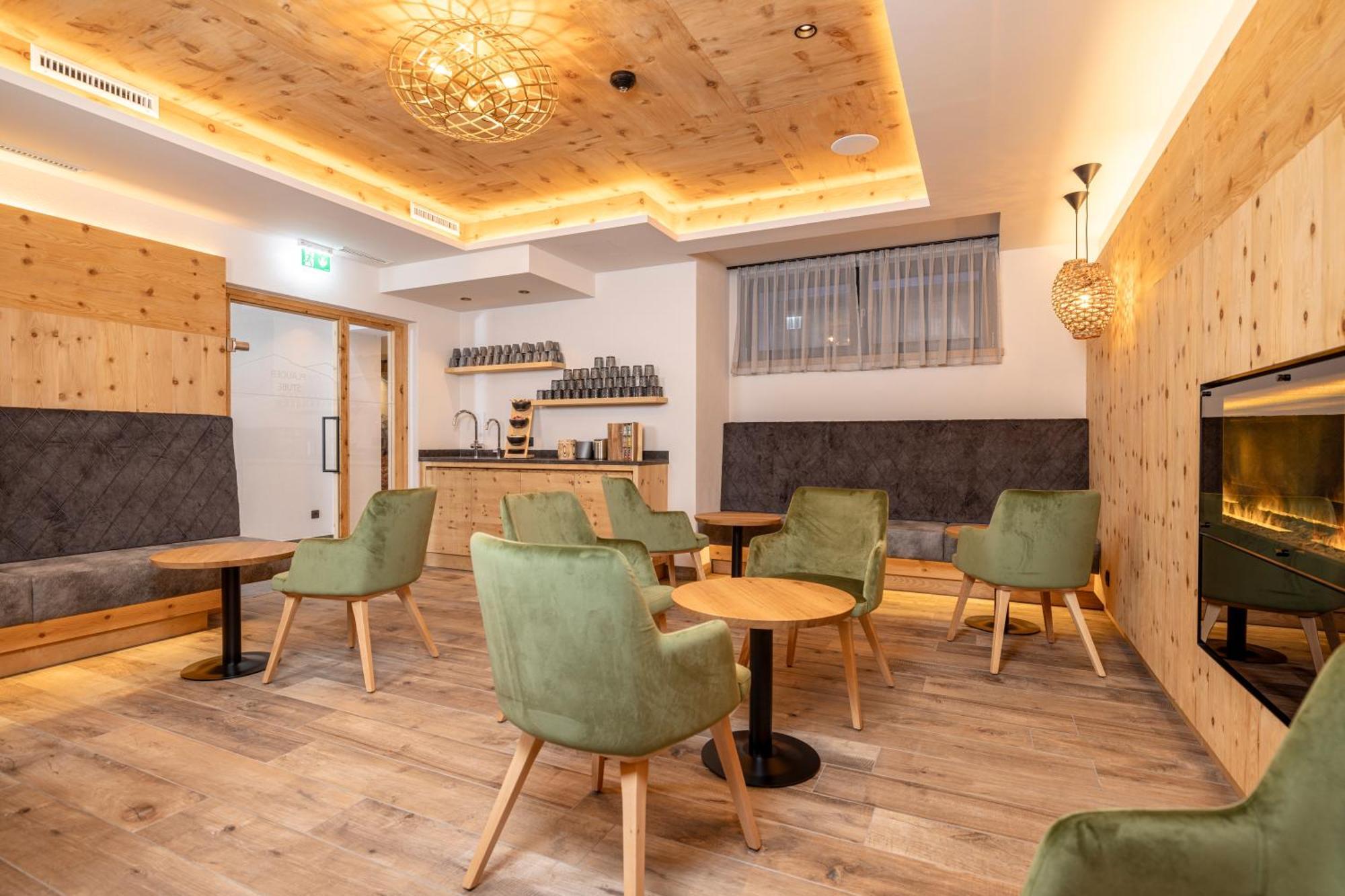 טוקס Thermal-Badhotel Kirchler מראה חיצוני תמונה