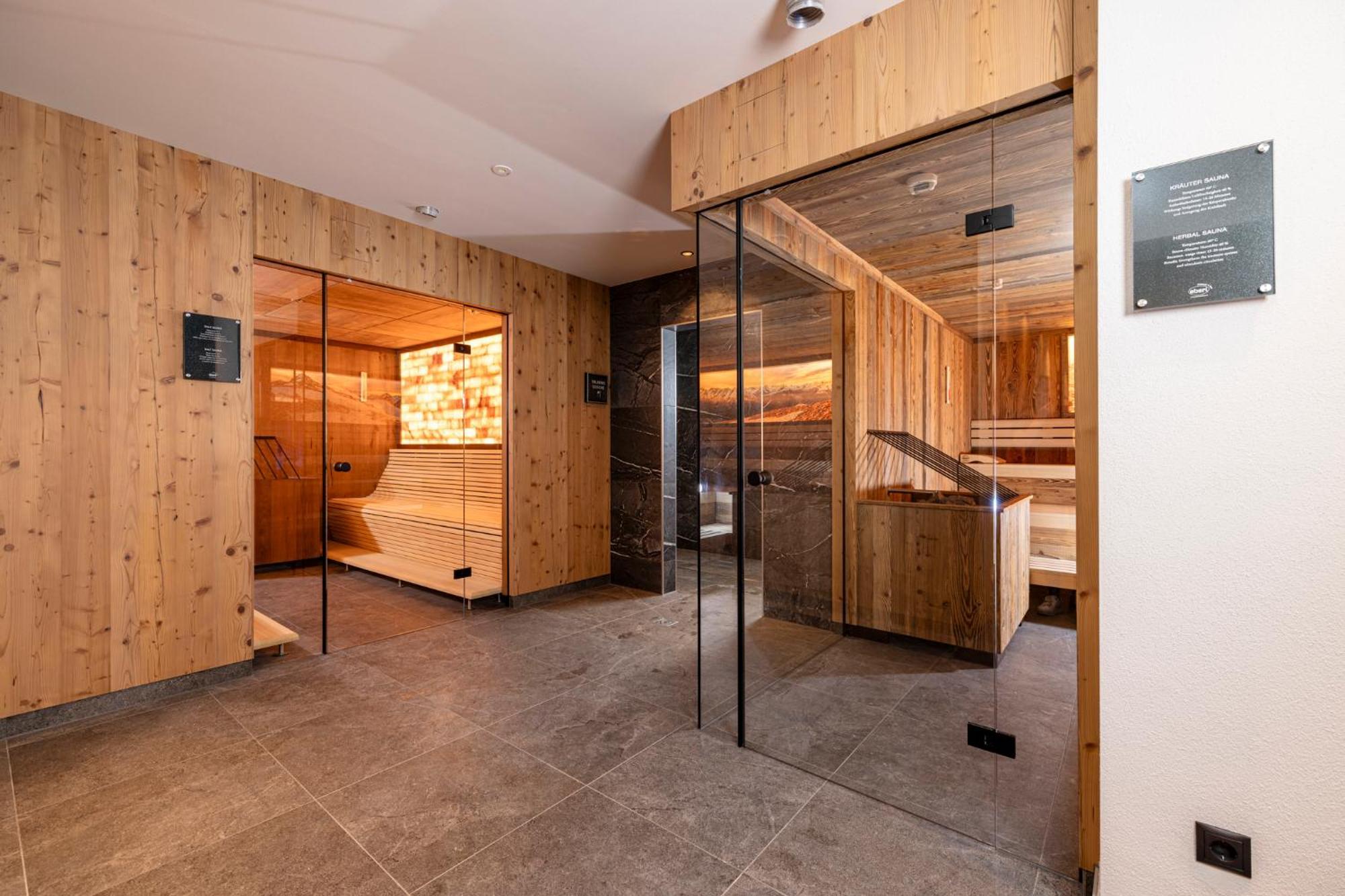 טוקס Thermal-Badhotel Kirchler מראה חיצוני תמונה