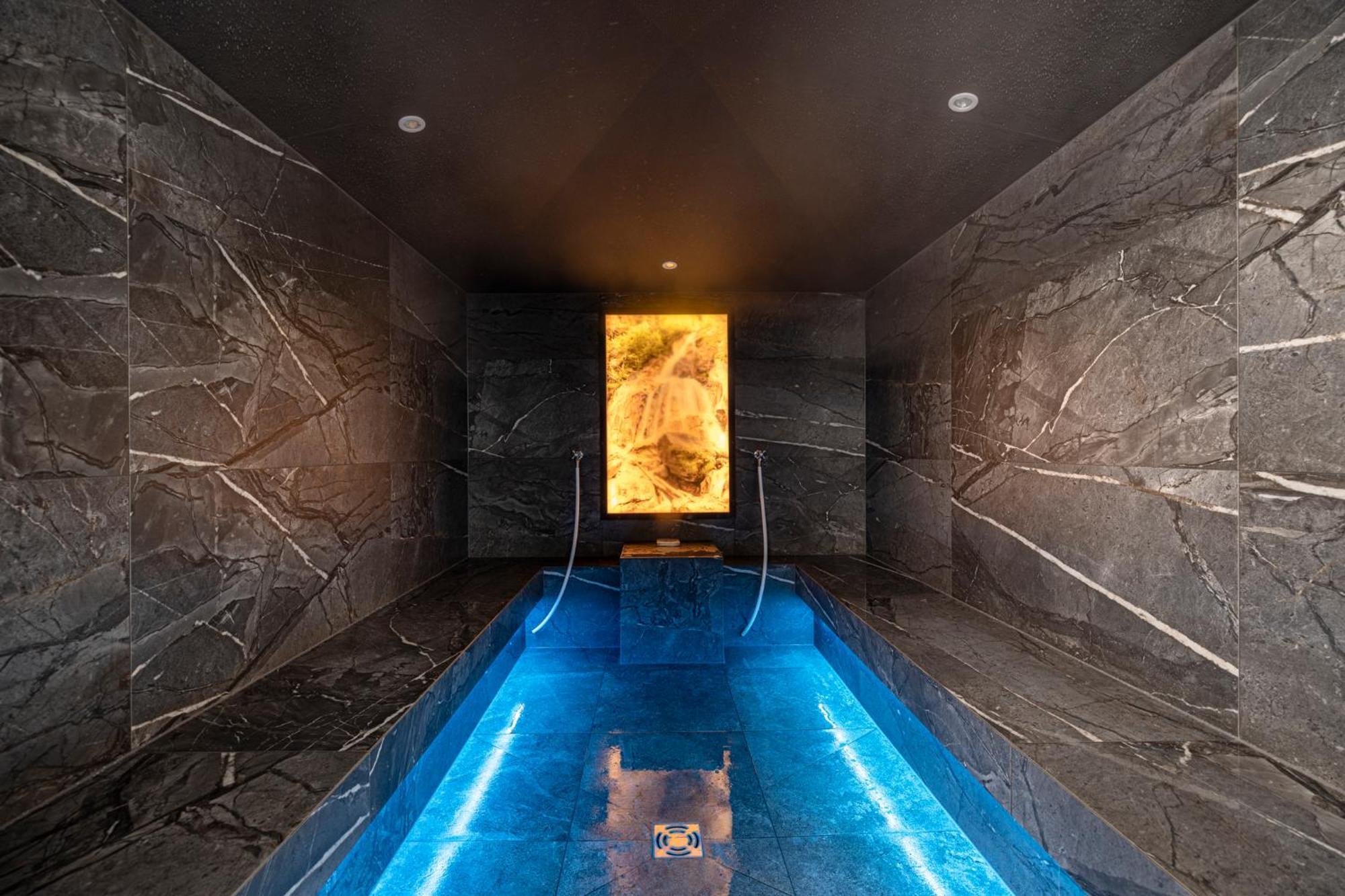 טוקס Thermal-Badhotel Kirchler מראה חיצוני תמונה