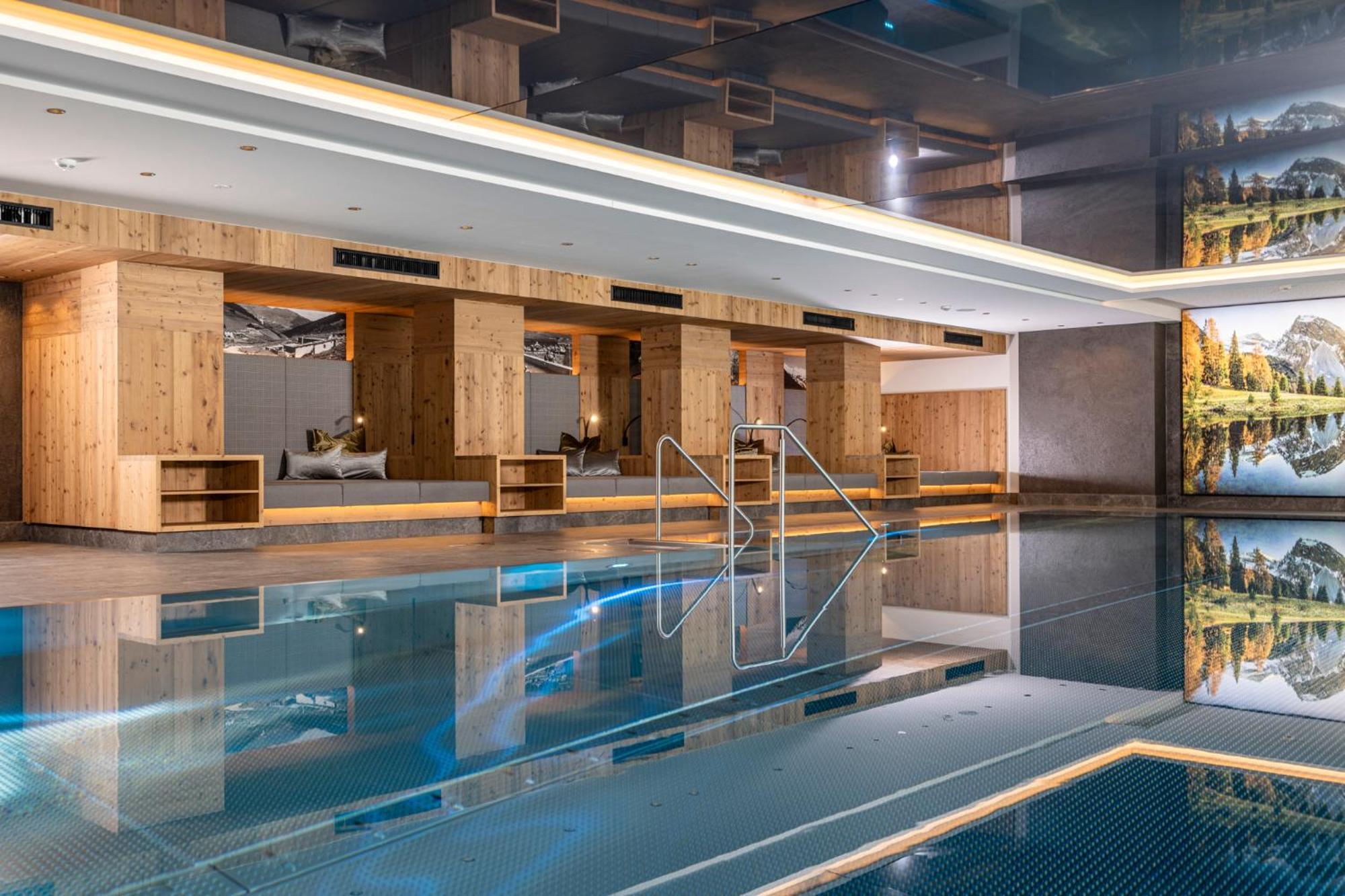 טוקס Thermal-Badhotel Kirchler מראה חיצוני תמונה