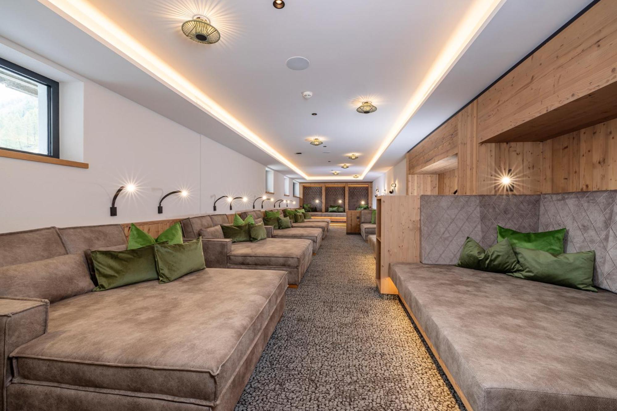 טוקס Thermal-Badhotel Kirchler מראה חיצוני תמונה