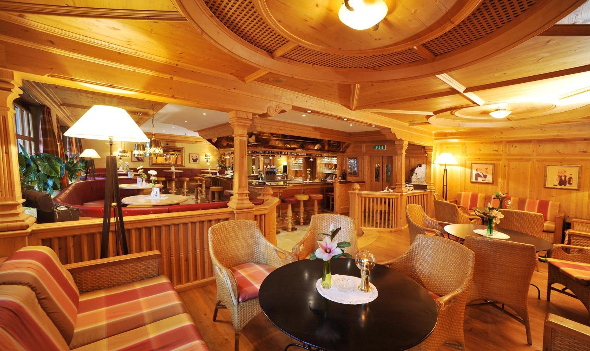 טוקס Thermal-Badhotel Kirchler מראה חיצוני תמונה
