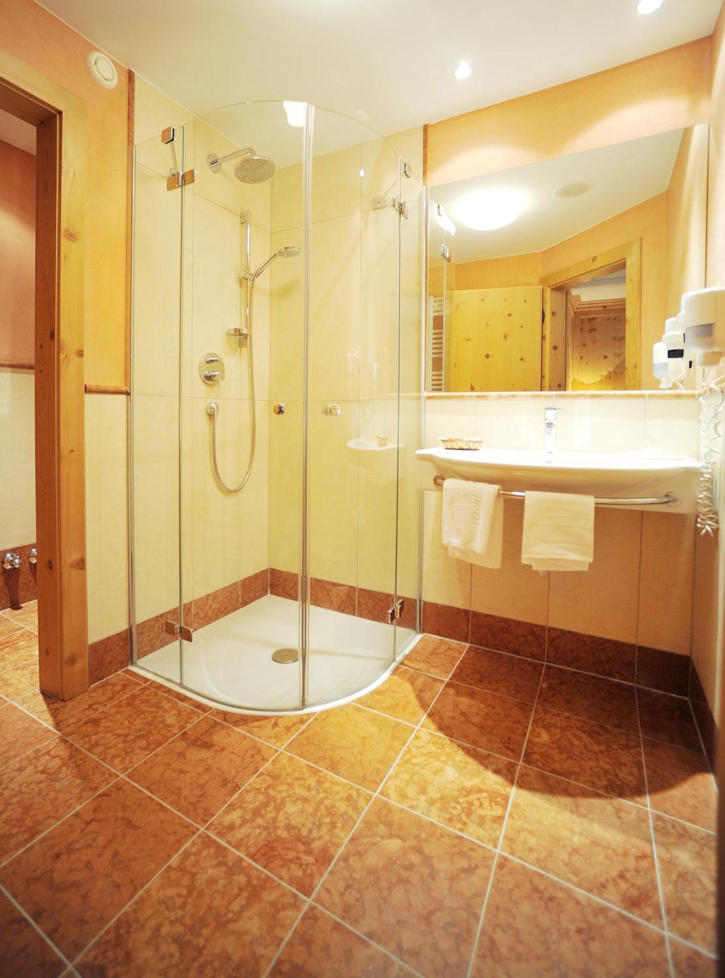 טוקס Thermal-Badhotel Kirchler חדר תמונה