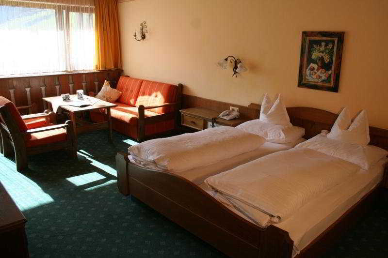 טוקס Thermal-Badhotel Kirchler מראה חיצוני תמונה