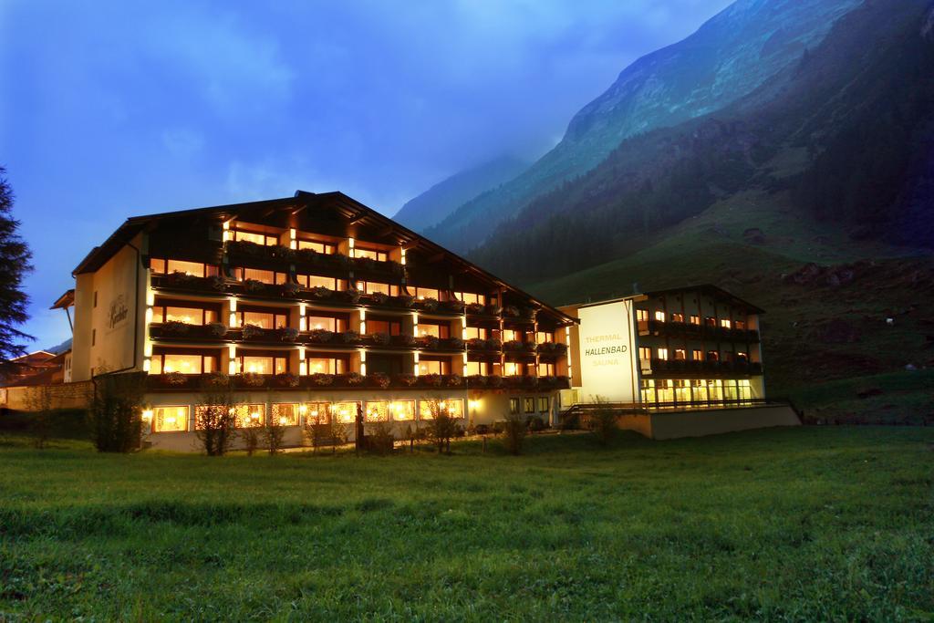 טוקס Thermal-Badhotel Kirchler חדר תמונה